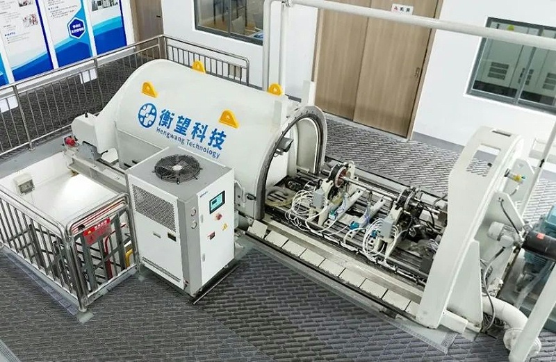 ezweb股份子公司高速动平衡及超速试验装备